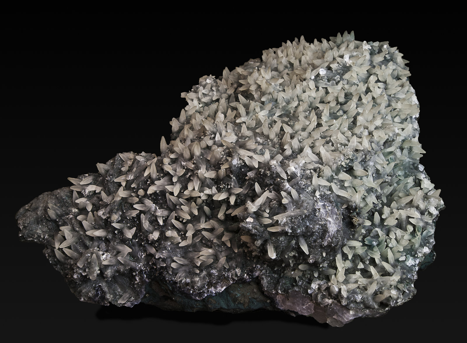 Calcite
360 x 270 x 140 mm
(Autor: Rob Schnerr)
