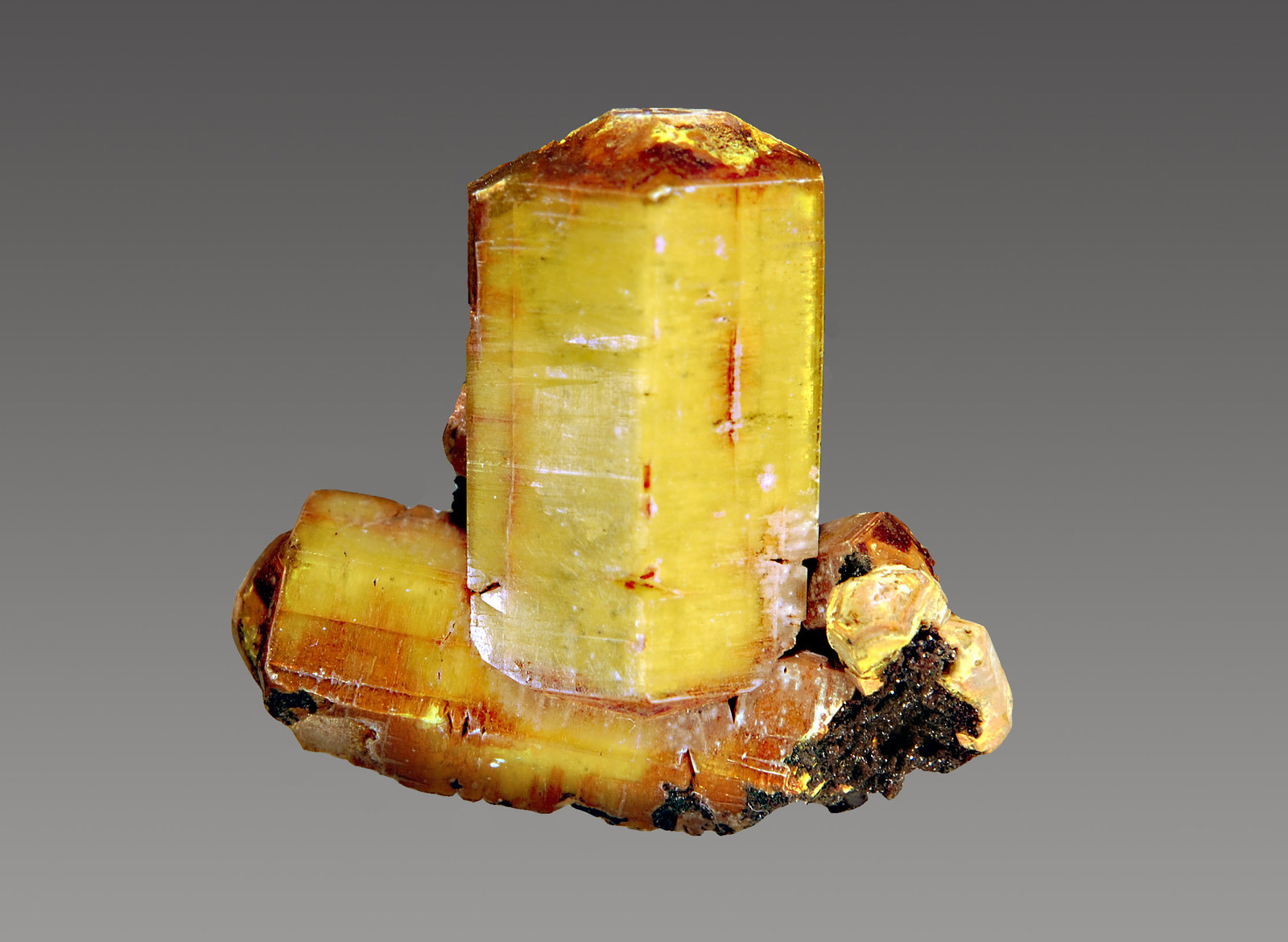 Sturmanite
1.9 x 2.1 cm
(Autor: Michael Shaw)