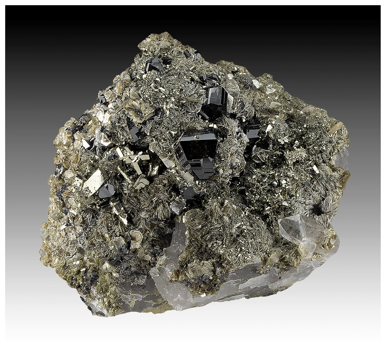 Cassiterite, Muscovite, Pyrite, Marcasite, Quartz
7 cm x 6 cm x 4 cm
(Autor: silvia)