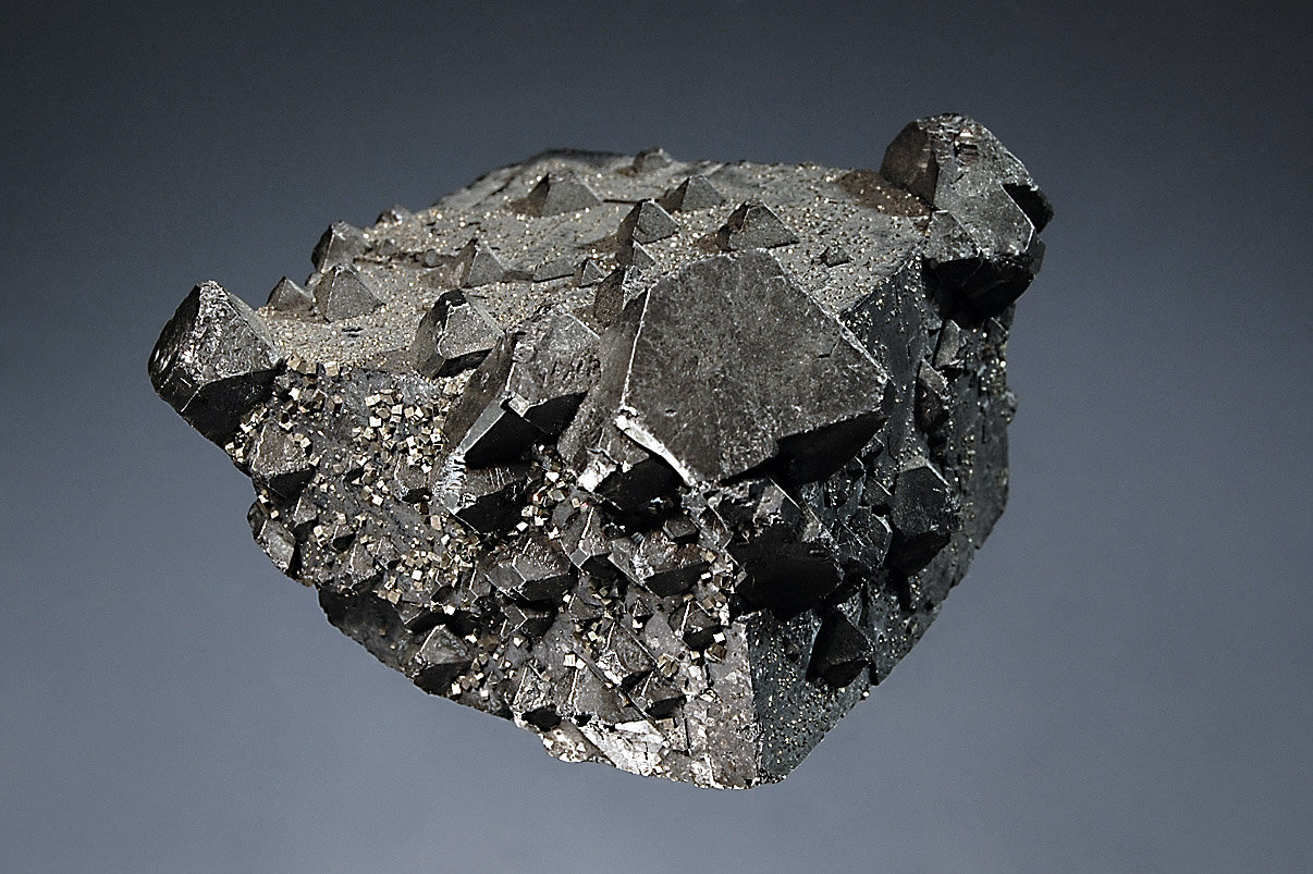 Galena
4.5 x 4.5 cm
(Autor: Michael Shaw)