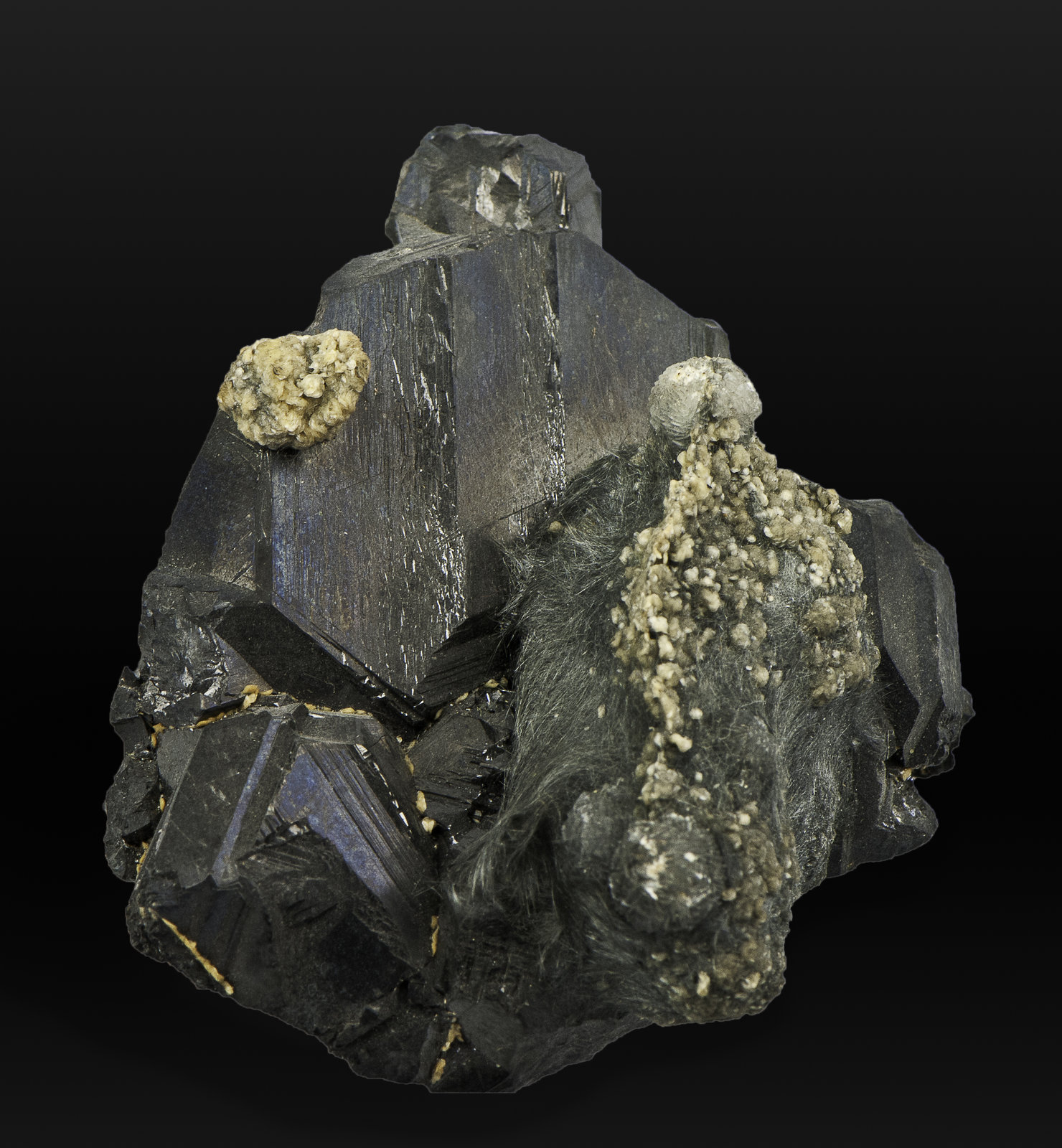 Sphalerite
70 x 60 x 40 mm
(Autor: Rob Schnerr)