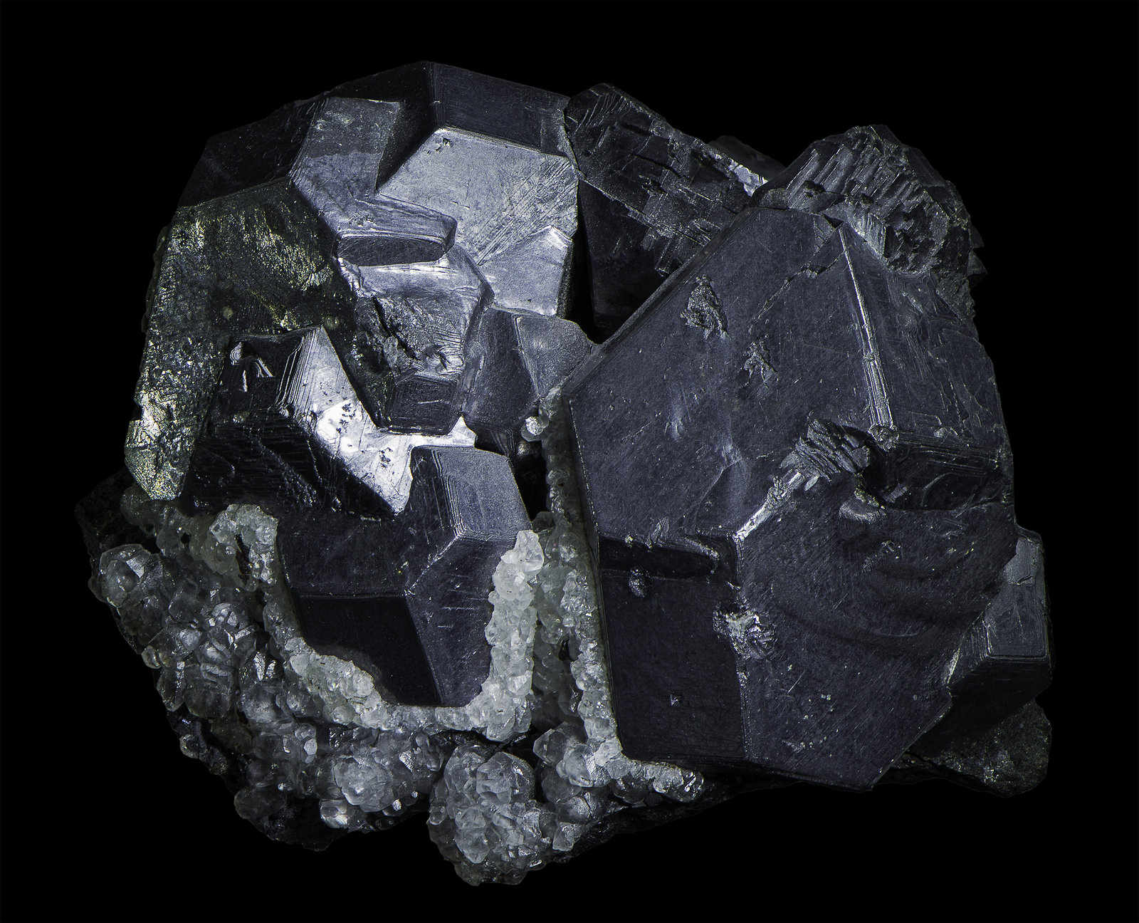 Galena
55 x 45 x 45 mm
(Autor: Rob Schnerr)