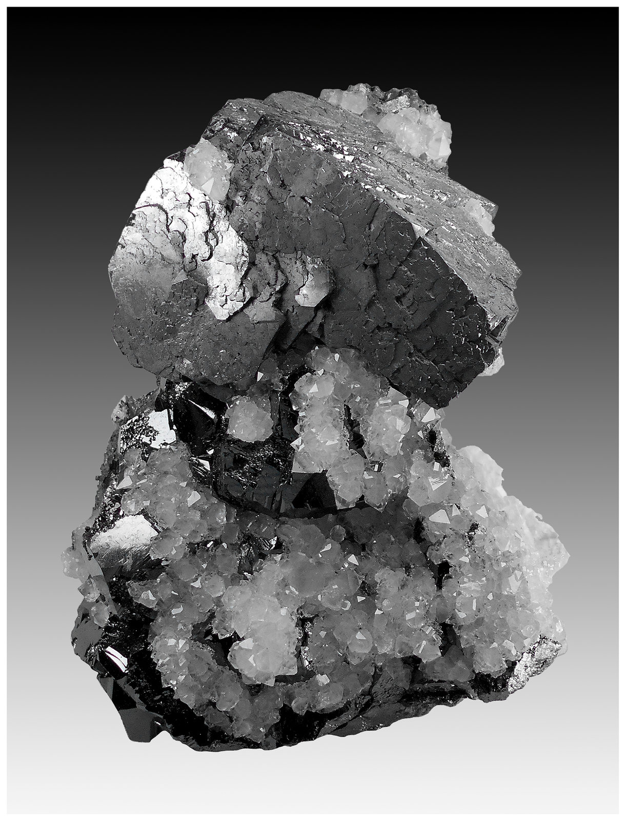 Galena, Quartz, Sphalerite
15 cm x 13 cm x 7 cm
(Autor: silvia)