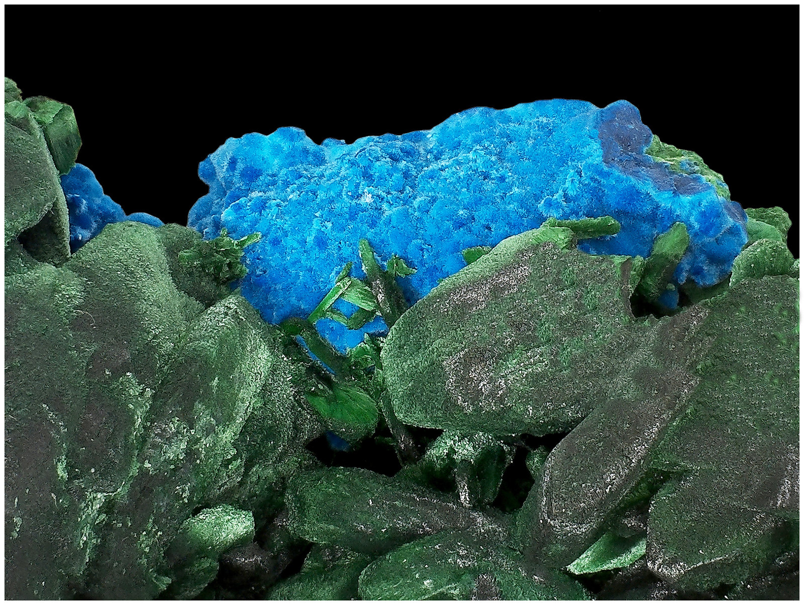 Malachite, Plancheite
120 mm x 90 mm x 45 mm
(Autor: silvia)