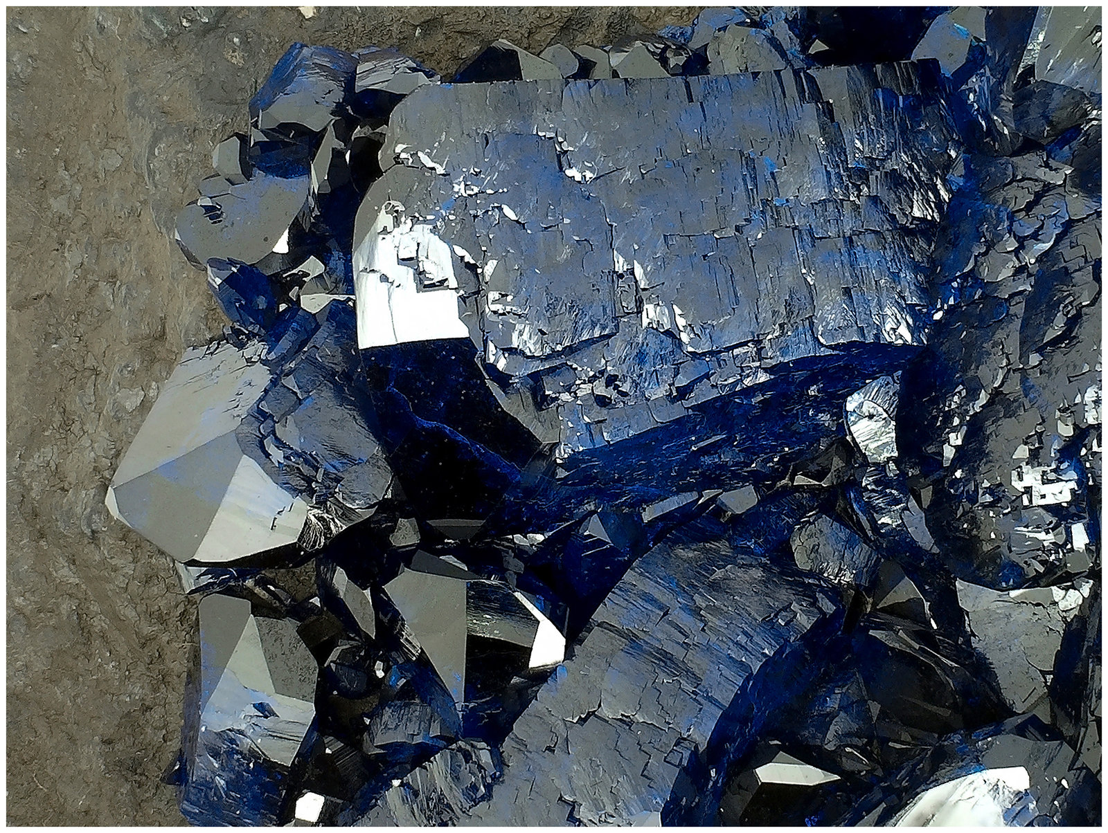 Azurite
8 cm x 6 cm x 5 cm
(Autor: silvia)
