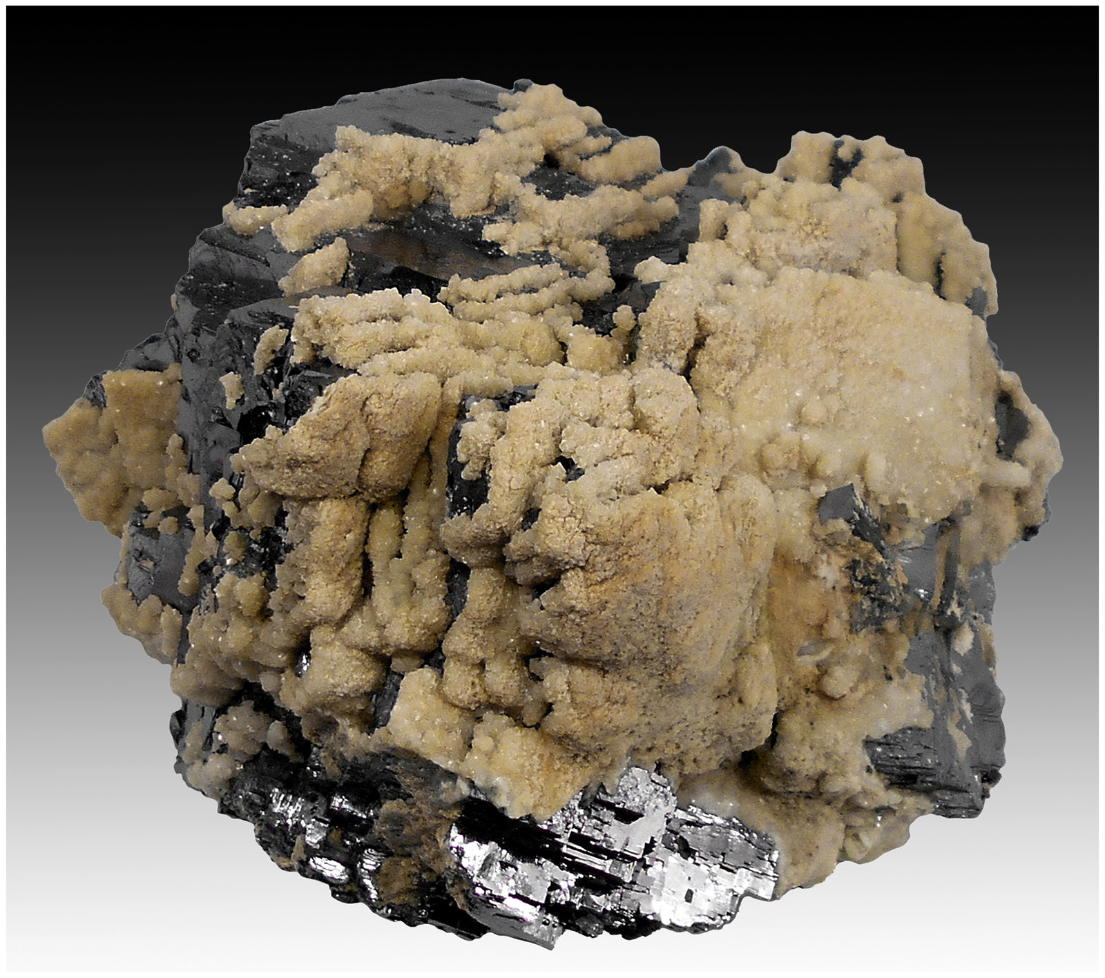 Galena, Calcite
140 mm x 110 mm x 100 mm
(Autor: silvia)