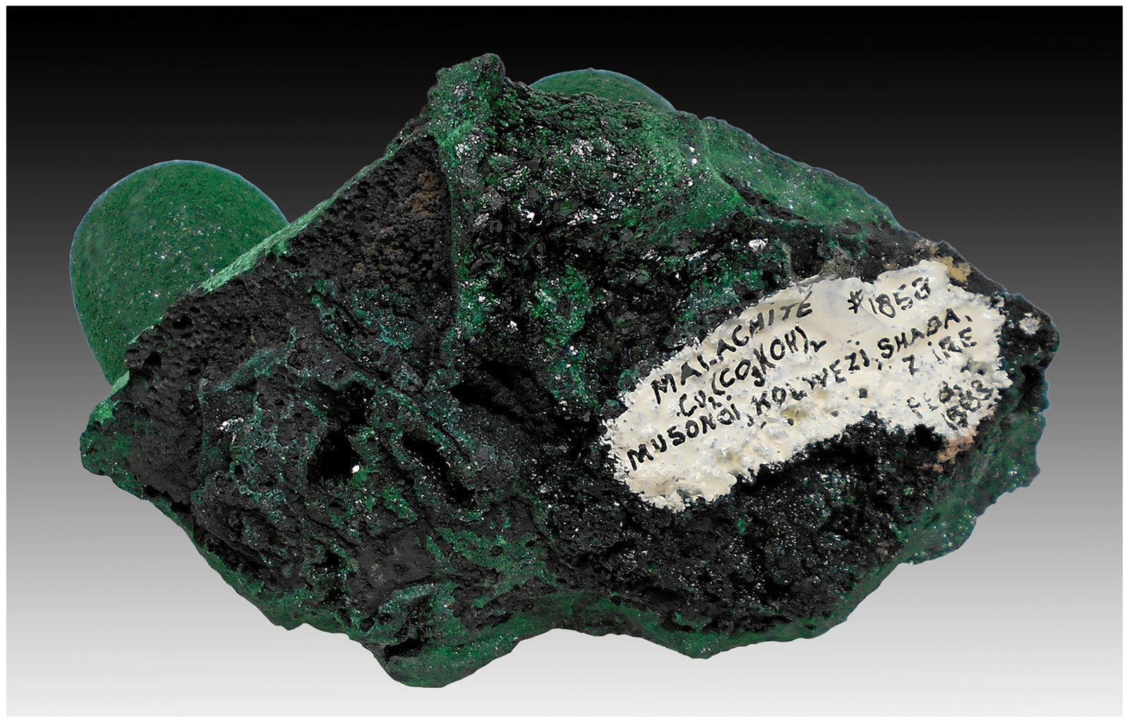 Malachite, Cuprite
10 cm x 8 cm x 6 cm
(Autor: silvia)