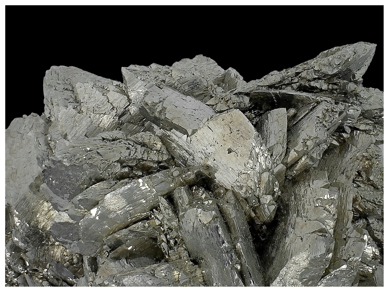 Marcasite, Arsenopyrite
10 cm x 9 cm x 8 cm
(Autor: silvia)