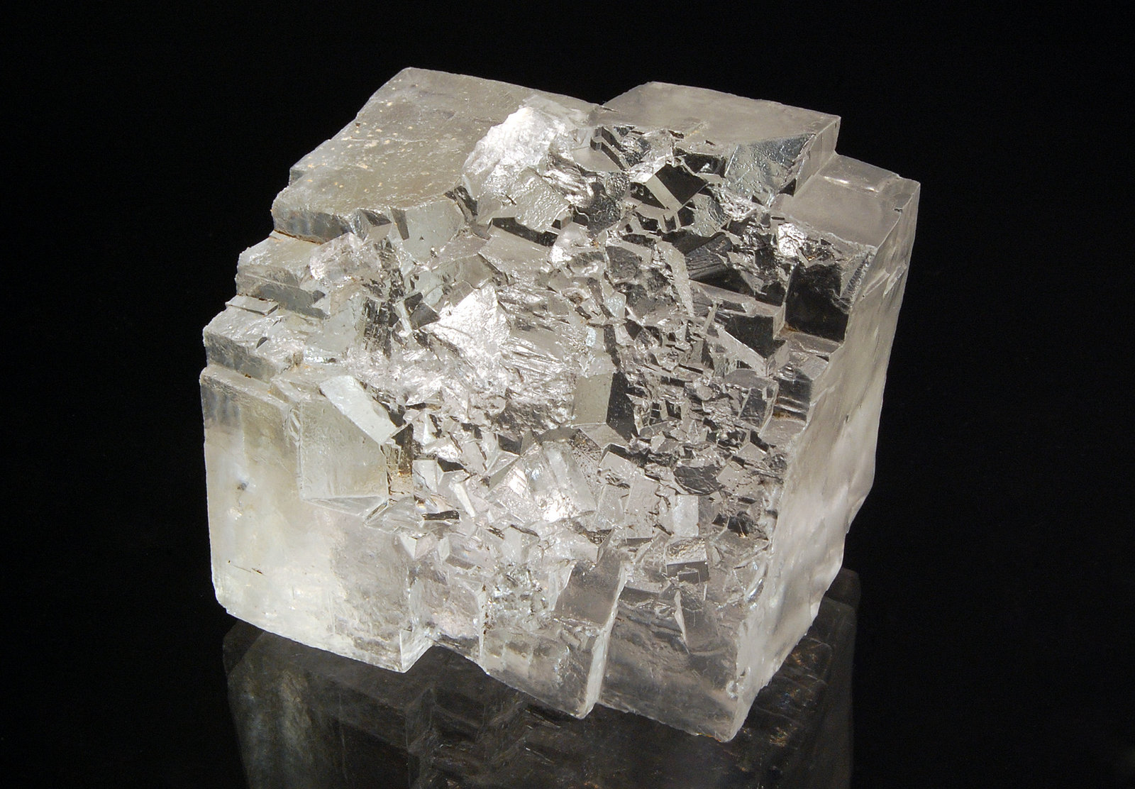 5.0 x 6.3 cm
(Autor: Michael Shaw)