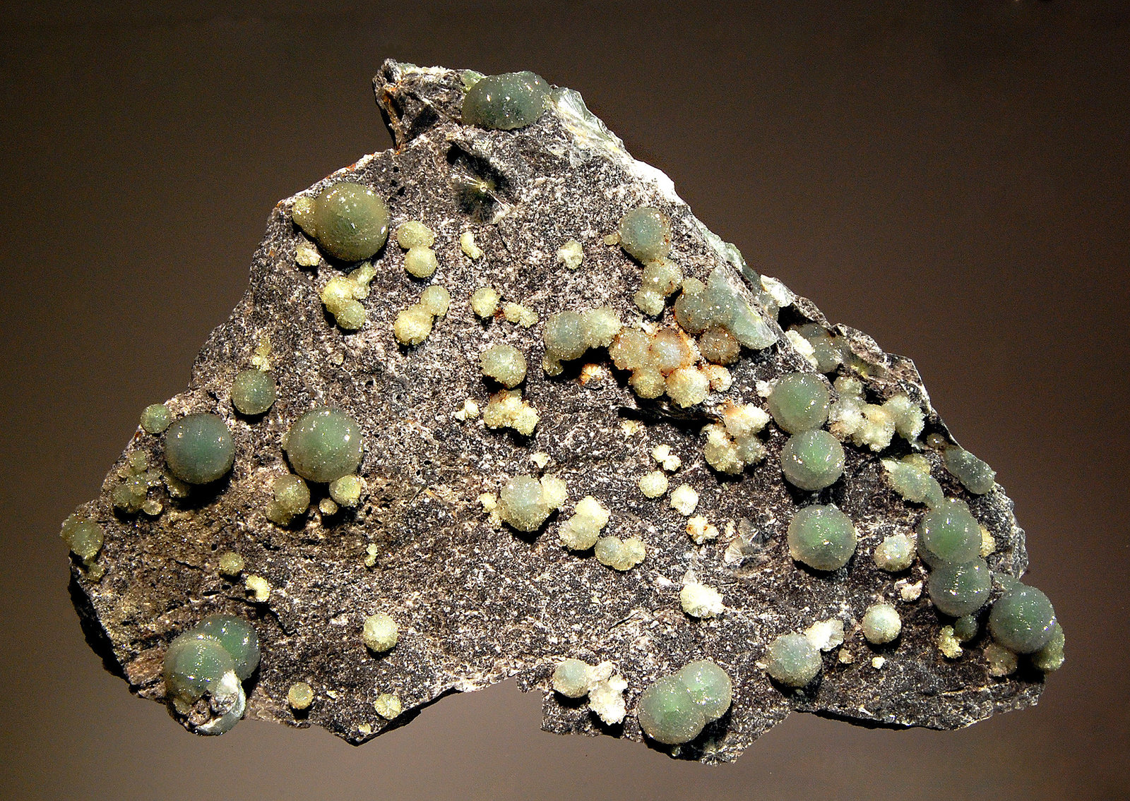 Wavellite
9.4 x 11.7 cm
(Autor: Michael Shaw)