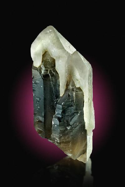 Quartz (variety smoky quartz)
7 cm high
(Autor: Joan R.)