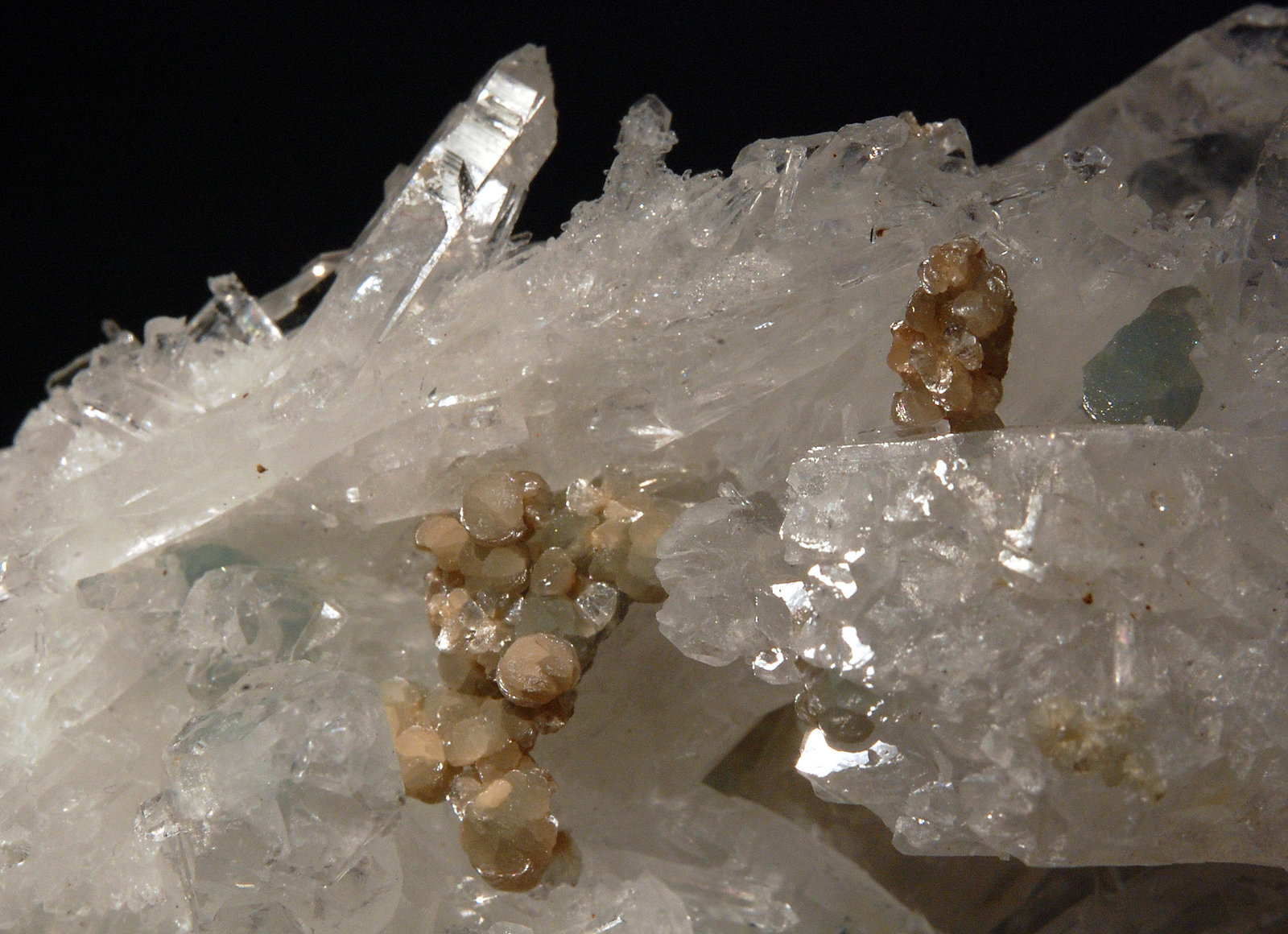 Cookeite
7.5 x 11.5 cm
(Autor: Michael Shaw)