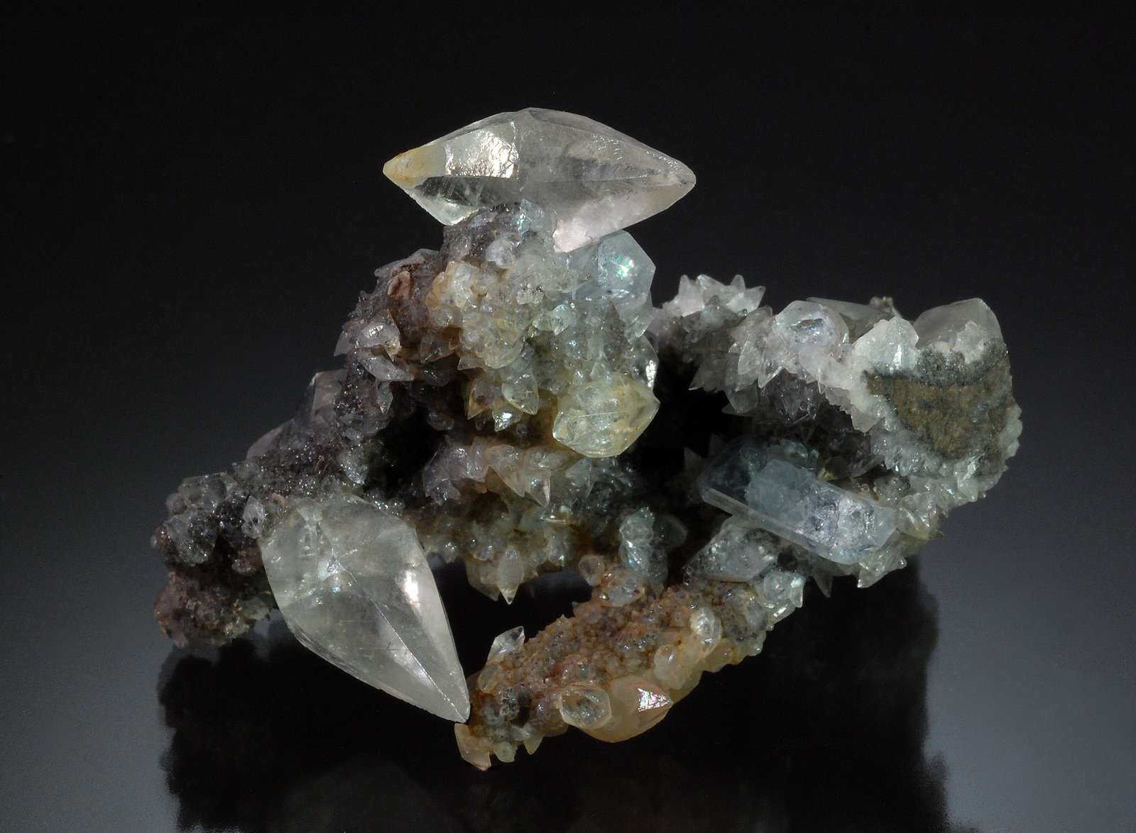 Calcite and Celestine
4.5 x 5.2 cm
(Autor: Michael Shaw)