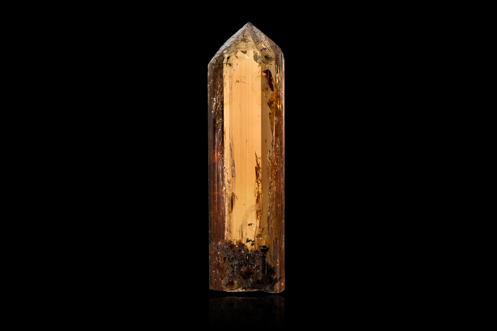 Topaz
3,5	x	2,0	x	12,0	cm
(Autor: MIM Museum)