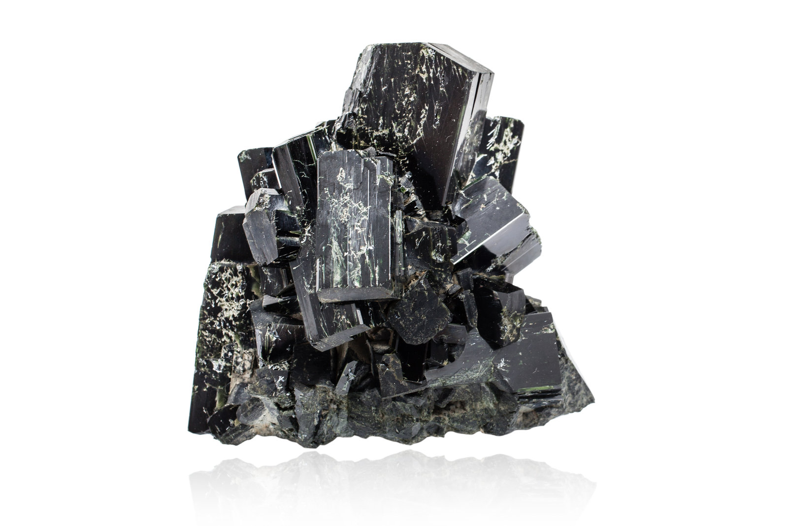 Hedenbergite
8,5	x	7,0	x	8,0	cm
(Autor: MIM Museum)