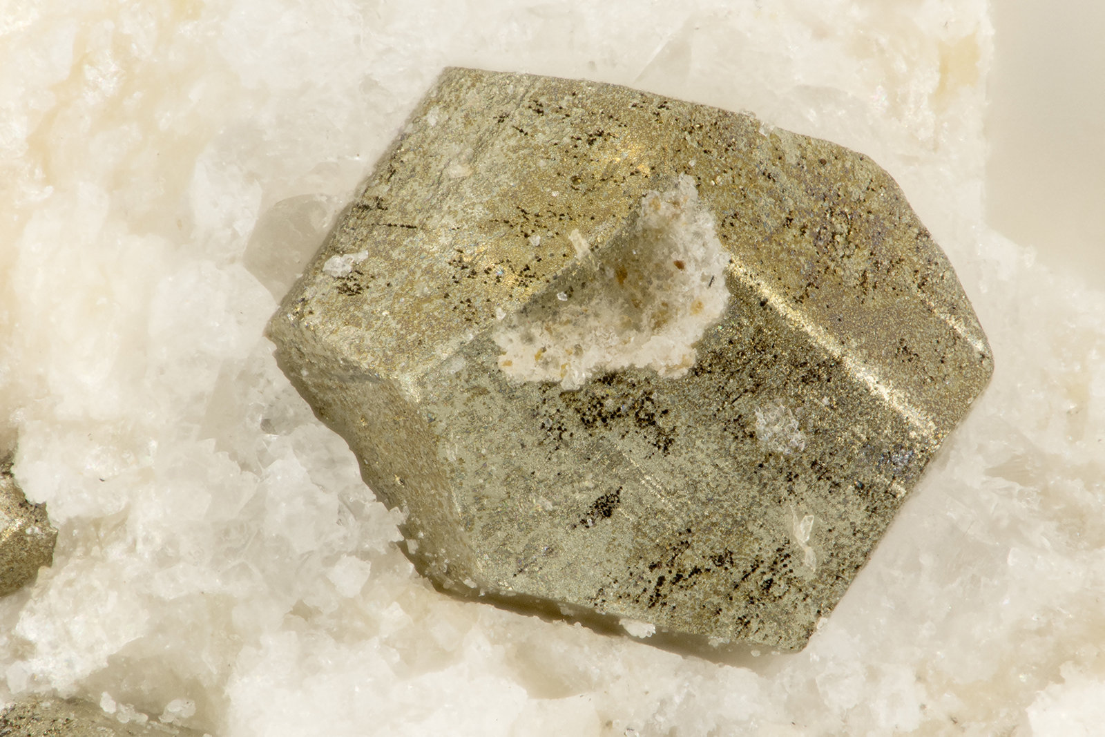Pyrite
FOV = 1.3 mm
(Autor: Doug)