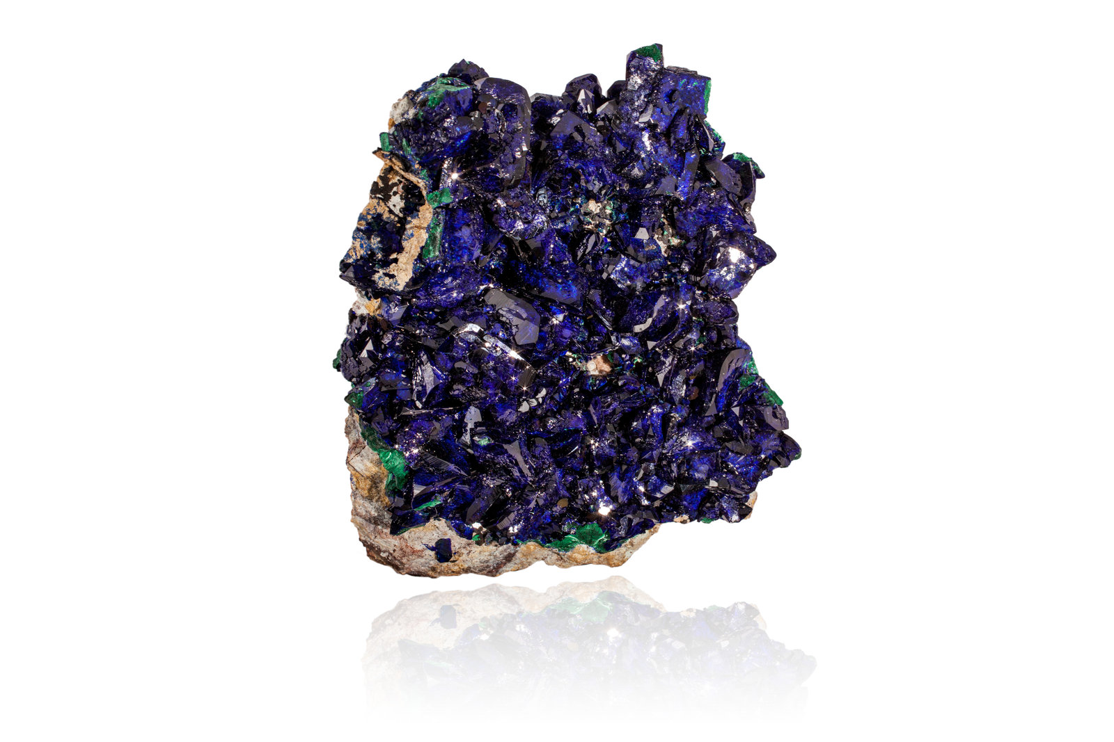 Azurite and Malachite
15,0	x	12,0	x	16,5	cm
(Autor: MIM Museum)