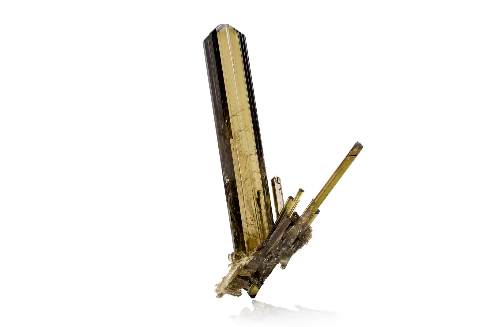 Clinozoisite
4,0	x	5,0	x	10,0	cm
(Autor: MIM Museum)