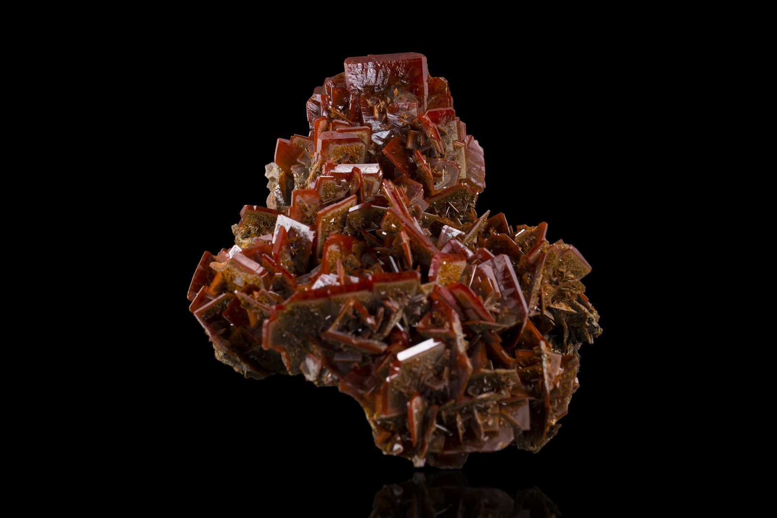 Wulfenite
12,0	x	13,0	x	10,0	cm
(Autor: MIM Museum)