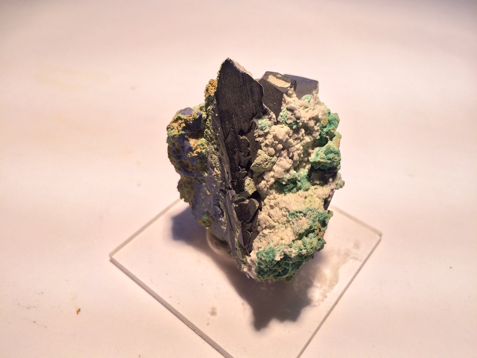 Azurite
50 X 40 X 40 mm
(Autor: Robert Seitz)