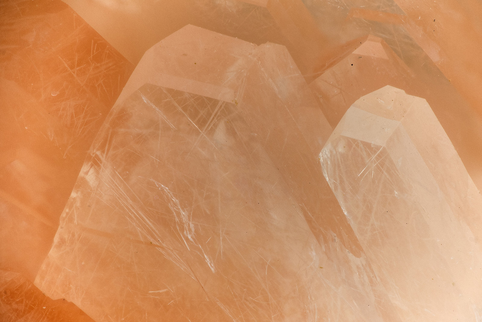 'Heulandite', Mordenite
FOV = 3.5 mm
(Autor: Doug)