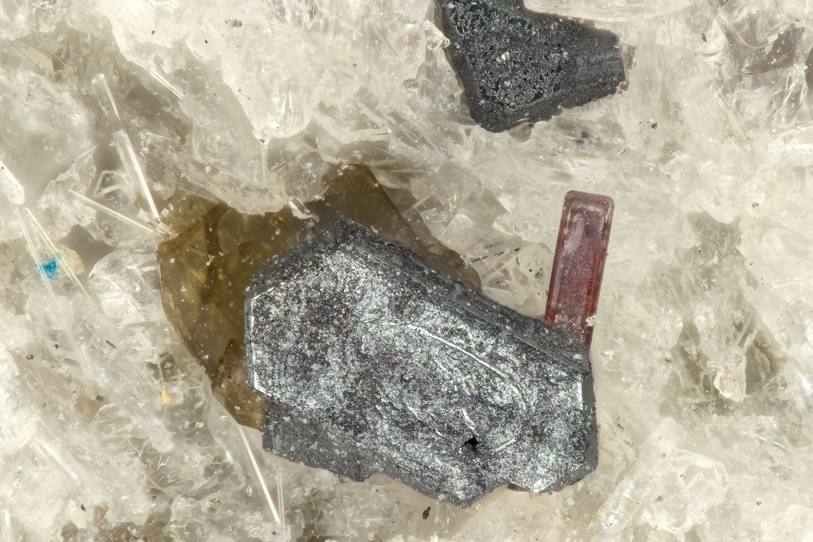 Pseudobrookite, I<br />{LOCALITAT}