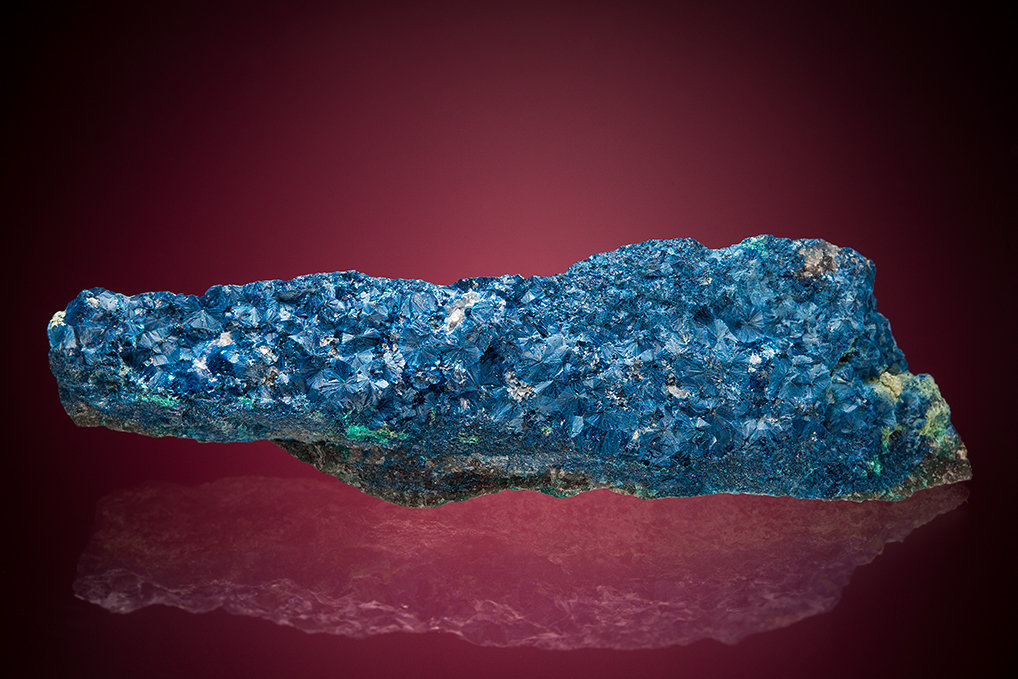 Shattuckite
8.5cm x 2.5cm
(Autor: rweaver)