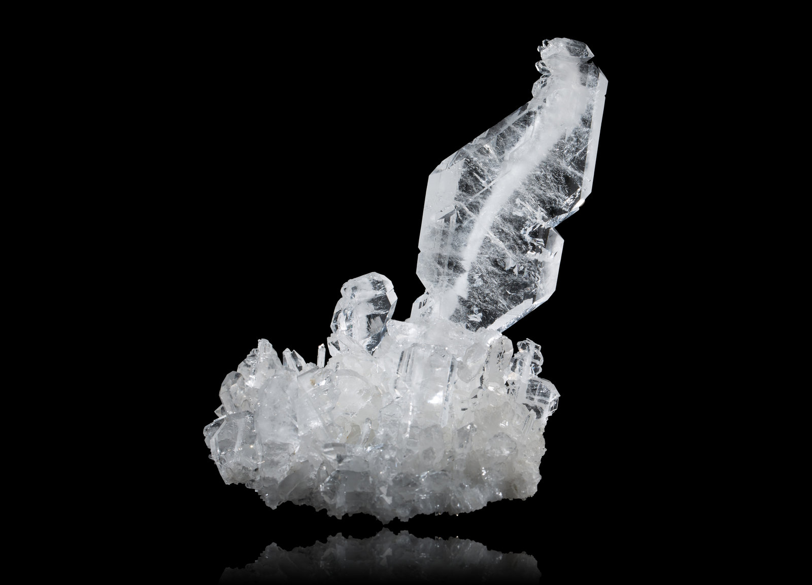 Quartz
9,5	x	10,0	x	11,0	cm
(Autor: MIM Museum)