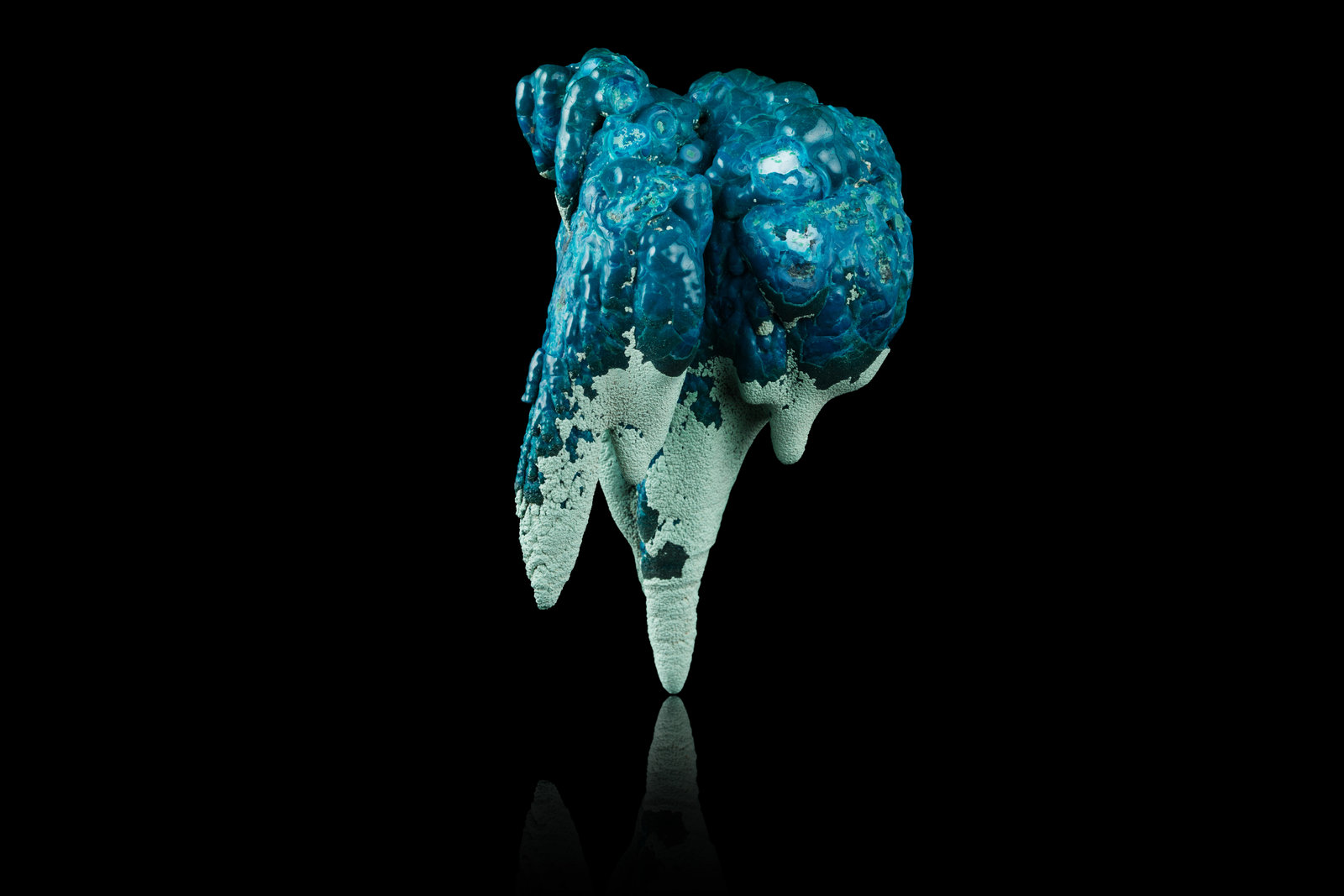 Chrysocolla
6,5	x	5,5	x	10,5	cm
(Autor: MIM Museum)