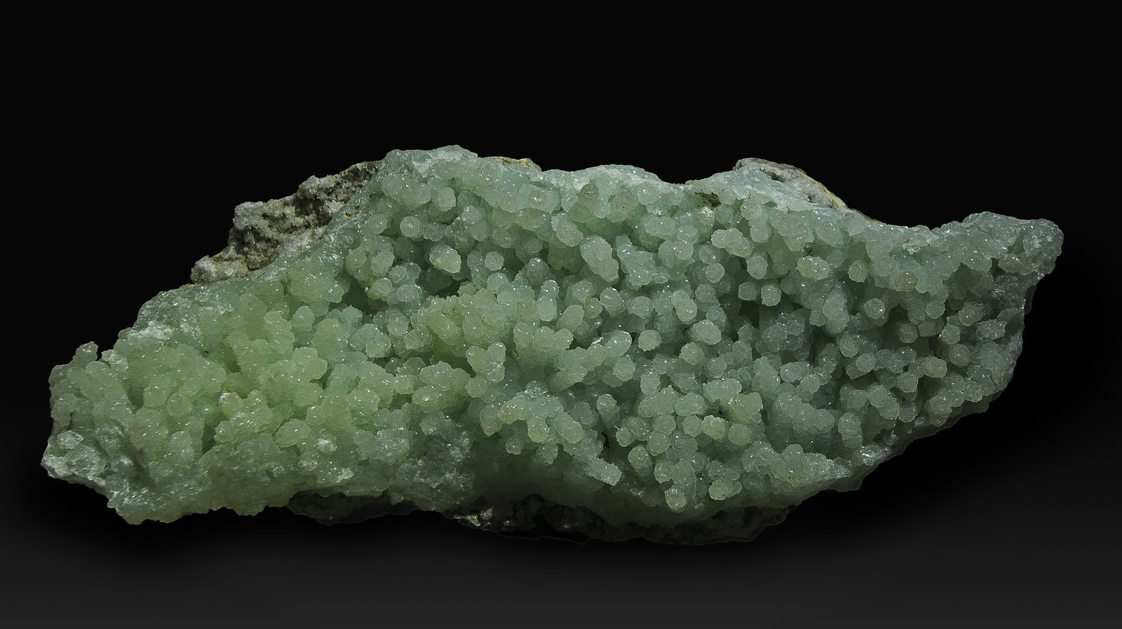 Prehnite pseudomorphs after Laumontite
260 x 105 x 70 mm
(Autor: Rob Schnerr)