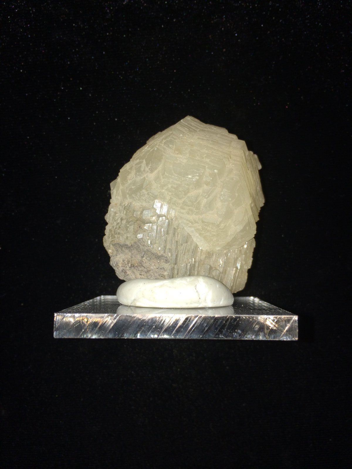 Witherite
45 mm X 45 mm X 40 mm
(Autor: Robert Seitz)