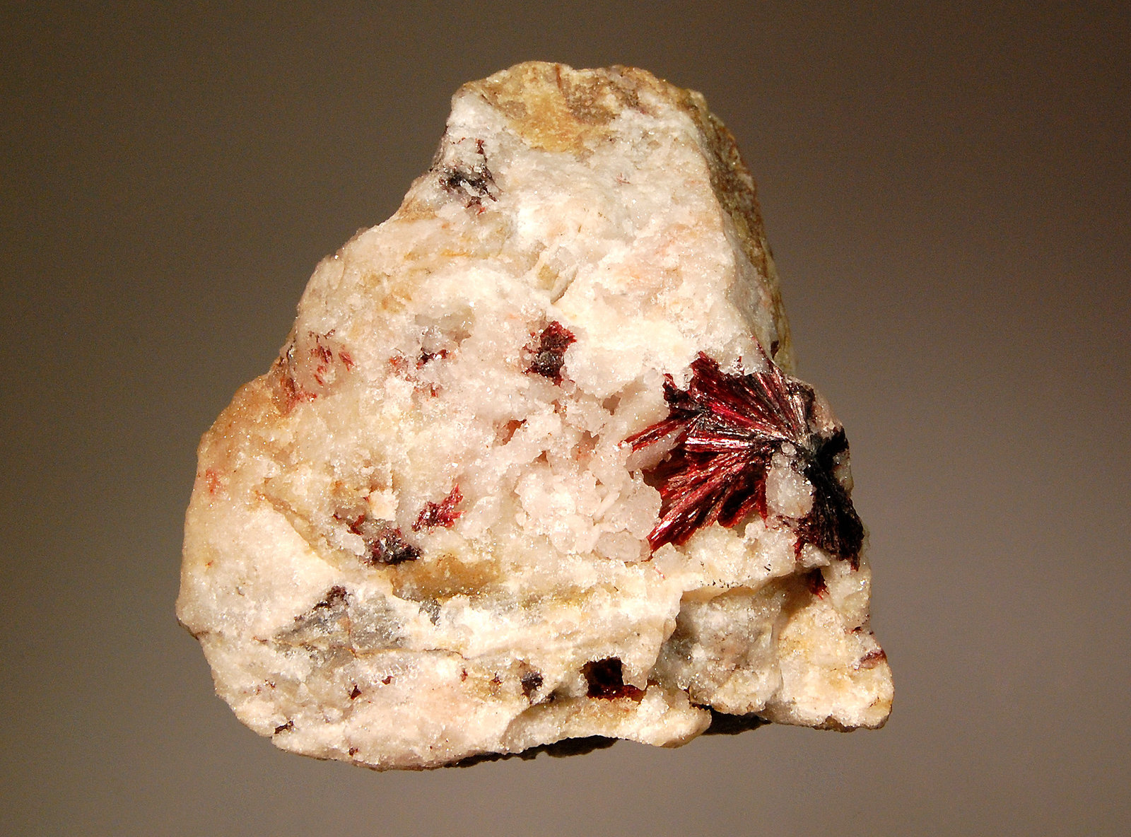 Erythrite
4.5 x 5.6 cm
(Autor: Michael Shaw)