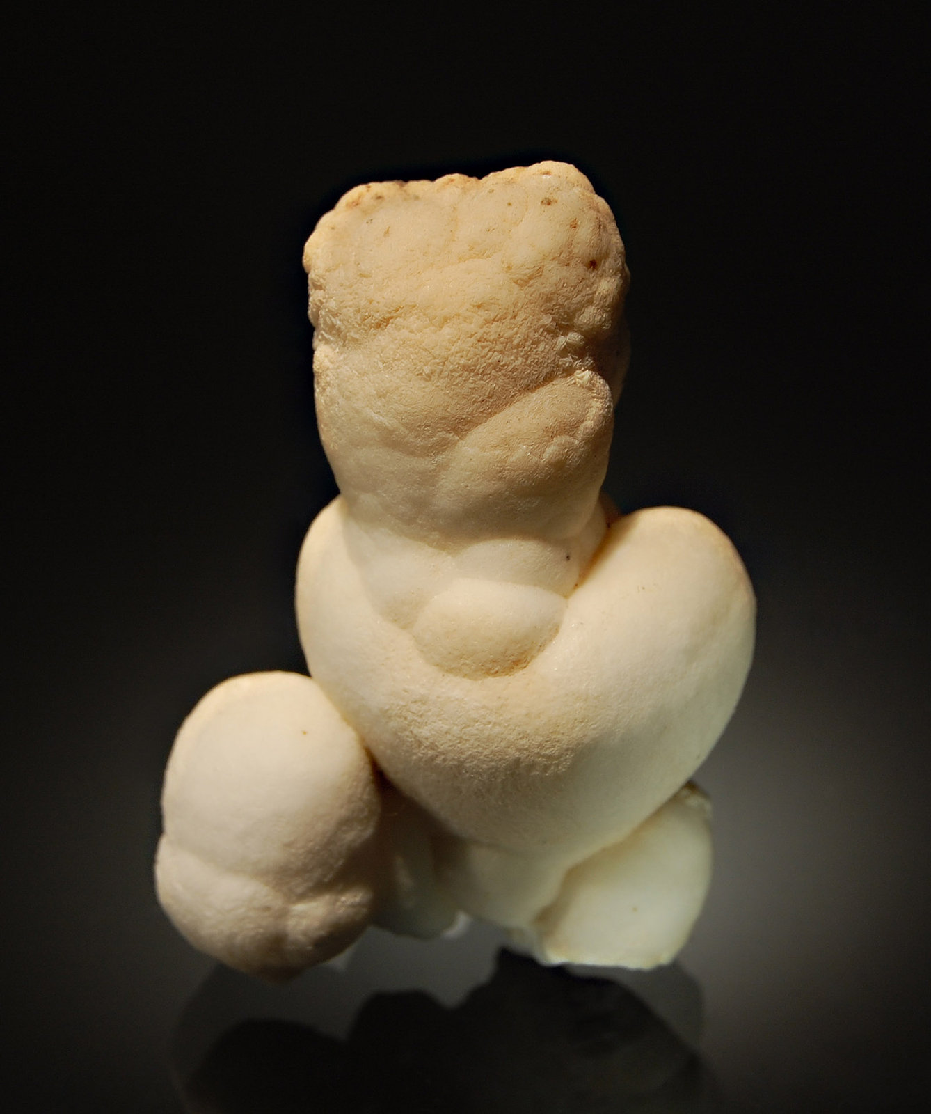 Calcite
3.5 x 5.1 cm
(Autor: Michael Shaw)