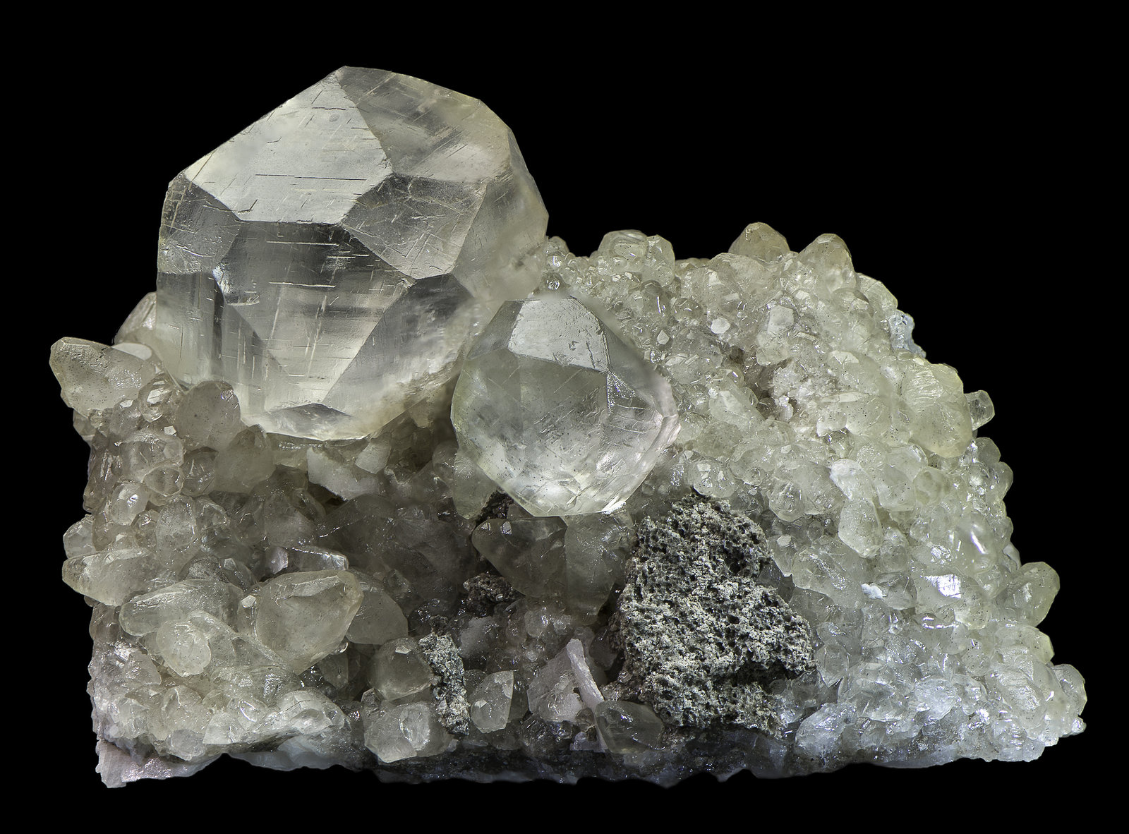 Calcite
55 x 40 x 37 mm
(Autor: Rob Schnerr)