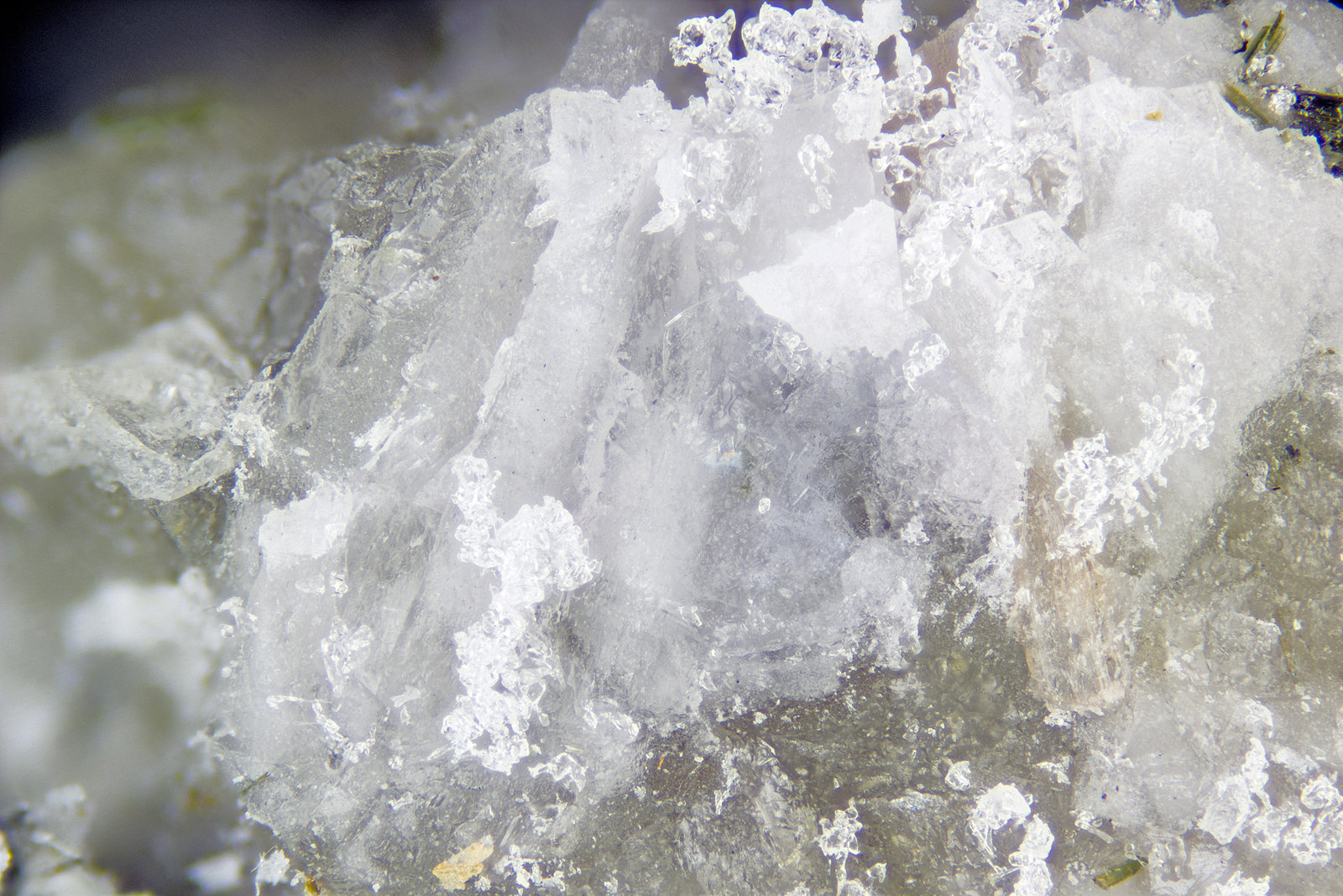 Kogarkoite
FOV = 4mm
(Autor: Doug)