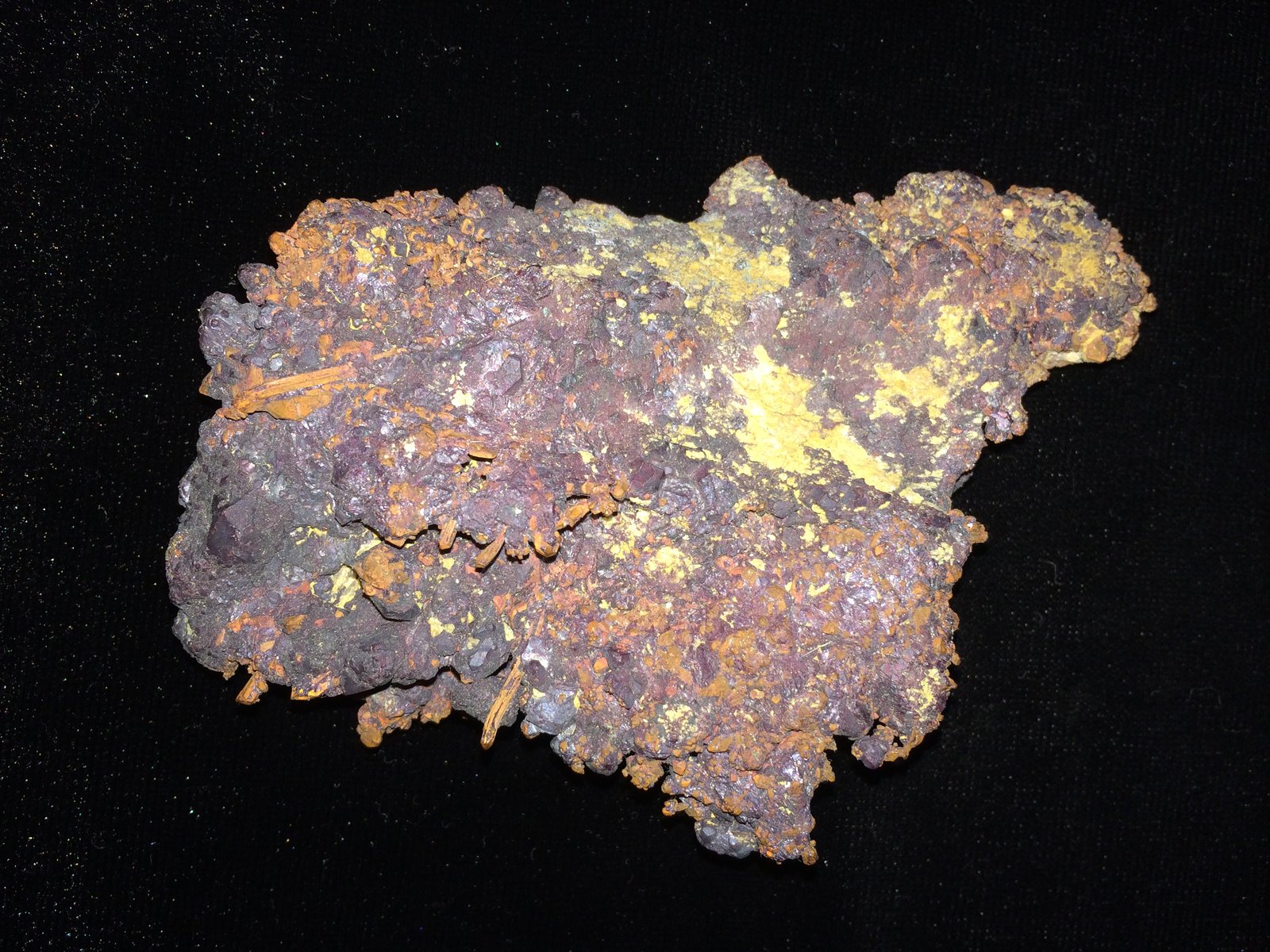 Cuprite, Copper
103 mm x 73 mm 24 mm
(Autor: Robert Seitz)