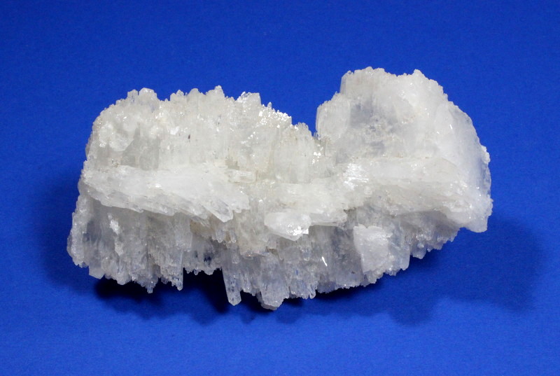 Quartz
9.9 x 5.3 x 3.2 cm
(Autor: Don Lum)