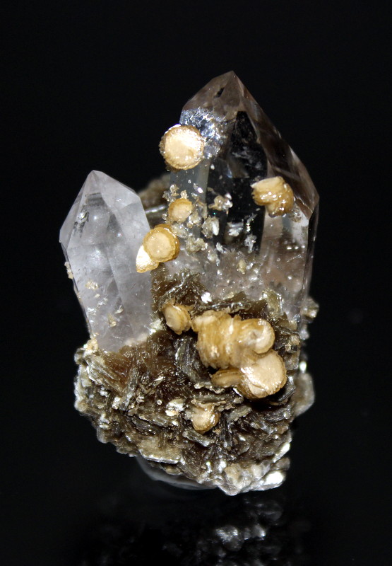 Quartz, Siderite
5.2 x 4.2 cm
(Autor: Don Lum)