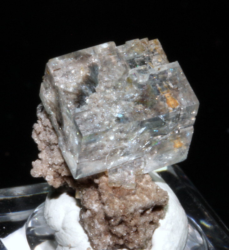 Fluorite
1.7 x 1.4 cm
(Autor: Don Lum)