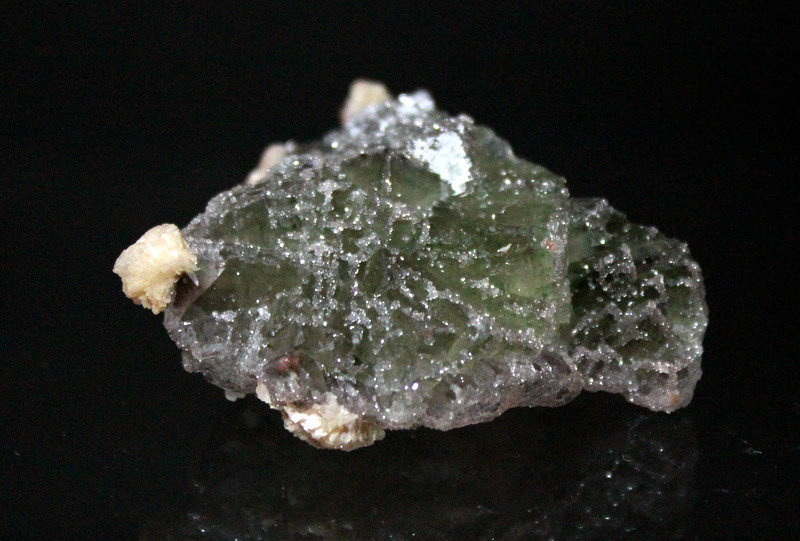 Fluorite, Ankerite, Quartz
6.0 x 5.6 cm
(Autor: Don Lum)