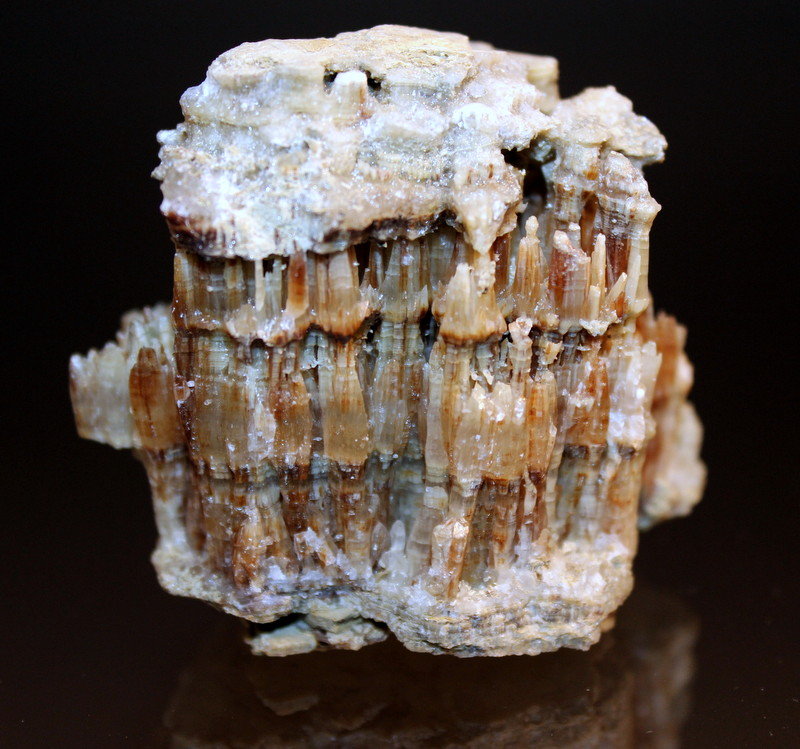 Calcite
6 x 6.4 x 5.0 cm
(Autor: Don Lum)