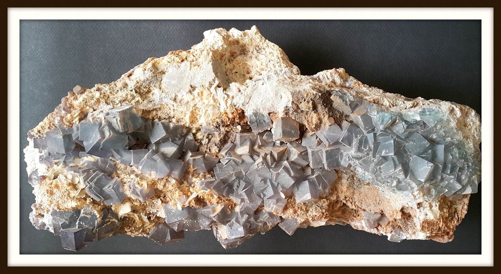 Fluorite
30 * 15 cm
(Autor: h.abbasi)