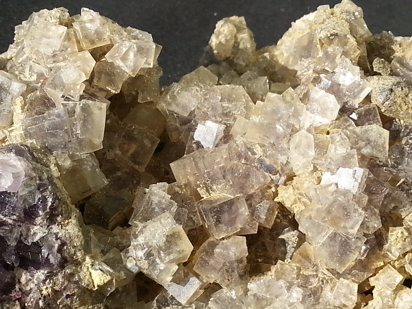 Fluorite
11 x 7 cm
(Autor: Volkmar Stingl)