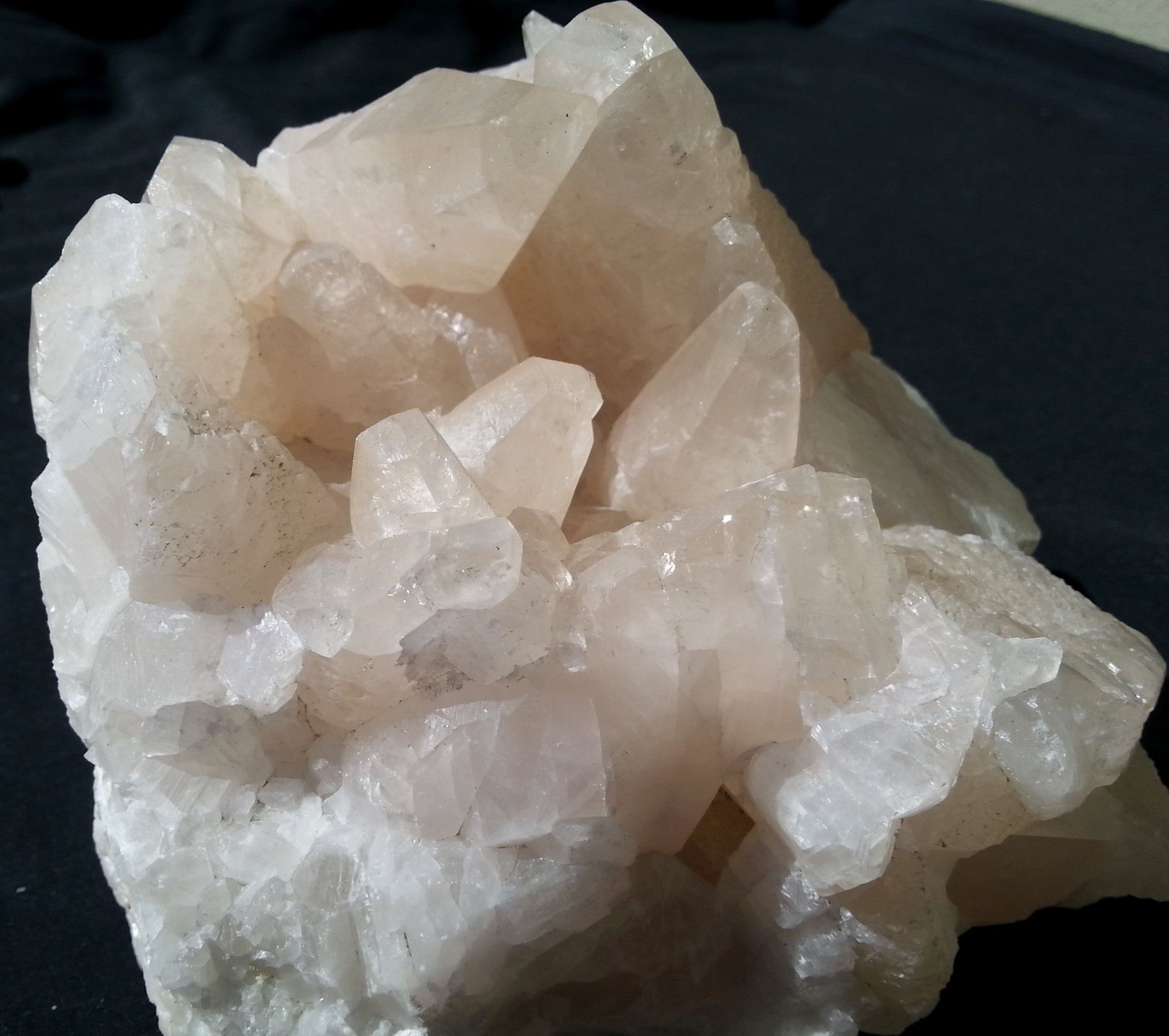 Calcite
12 x 13 cm
(Autor: Volkmar Stingl)