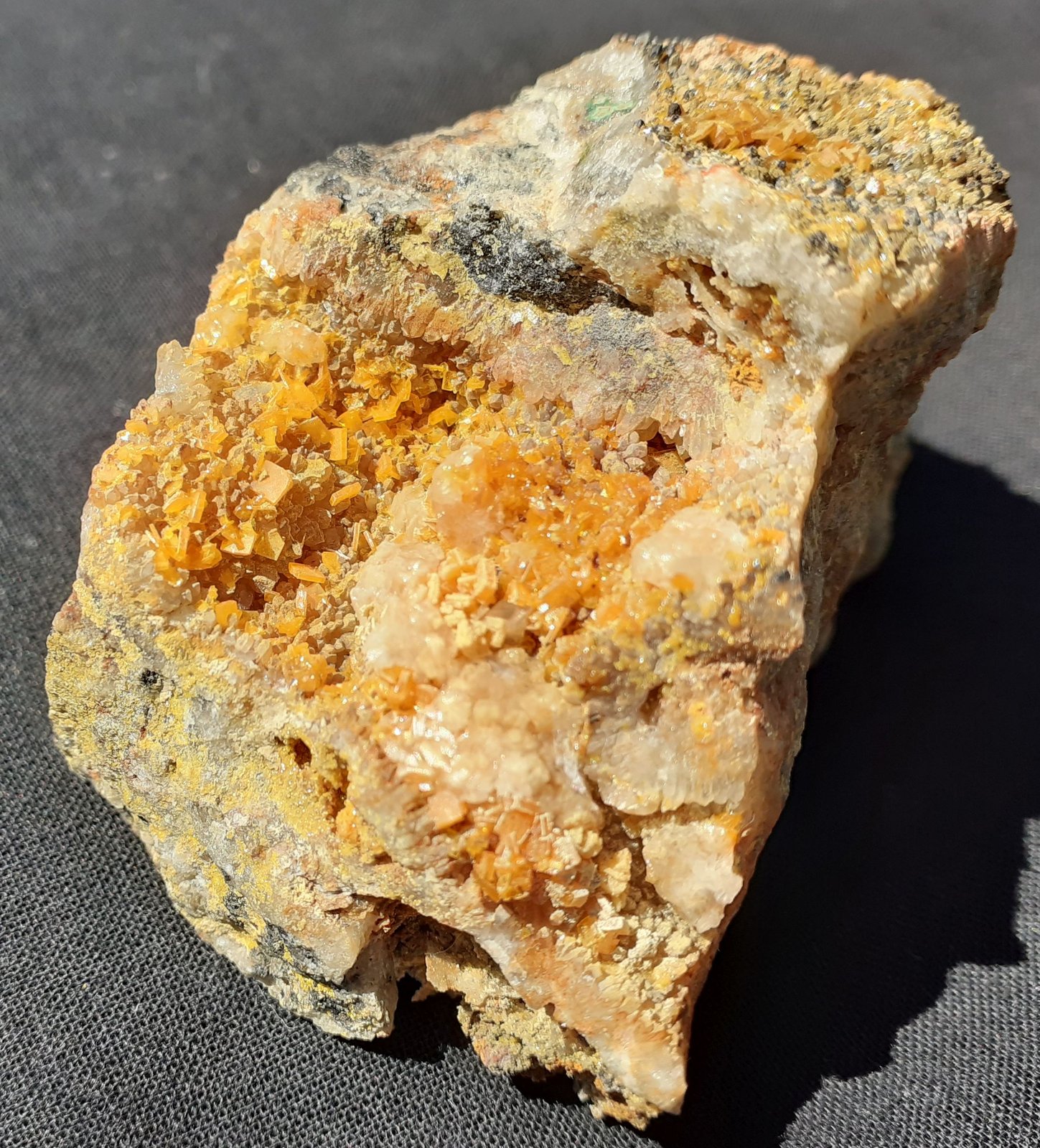 Wulfenite
5,5 x 4 cm
(Autor: Volkmar Stingl)