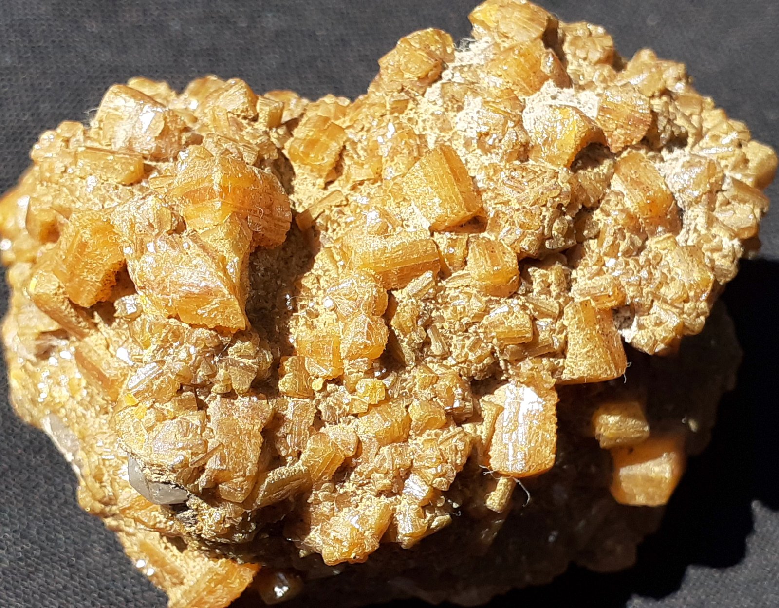 Wulfenite
5,5 x 3,5 cm
(Autor: Volkmar Stingl)