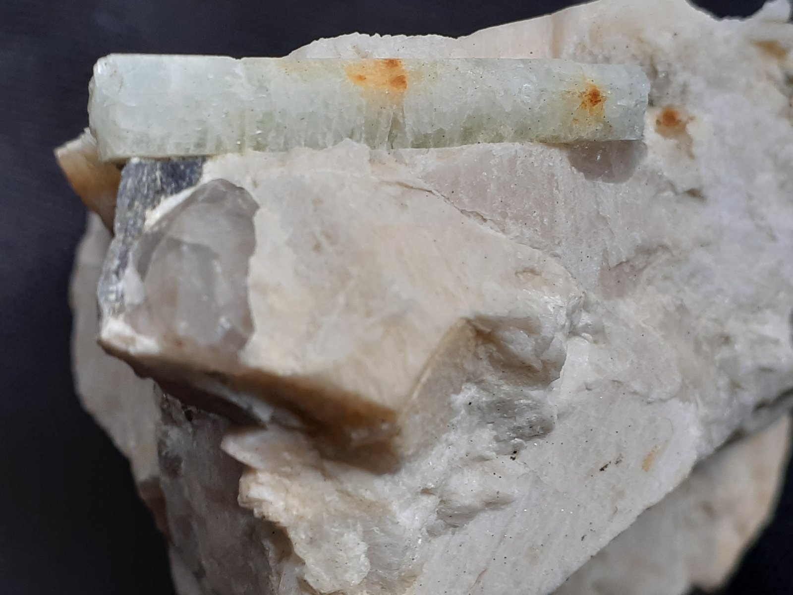Beryl
5 x 5 cm
(Autor: Volkmar Stingl)