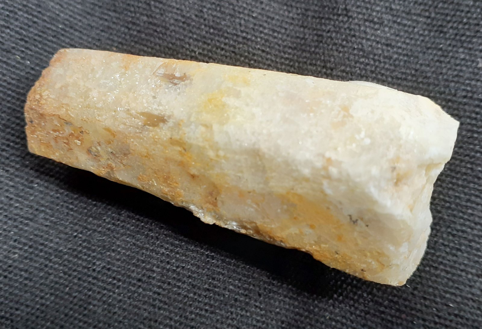 Beryl
5 x 2 cm
(Autor: Volkmar Stingl)