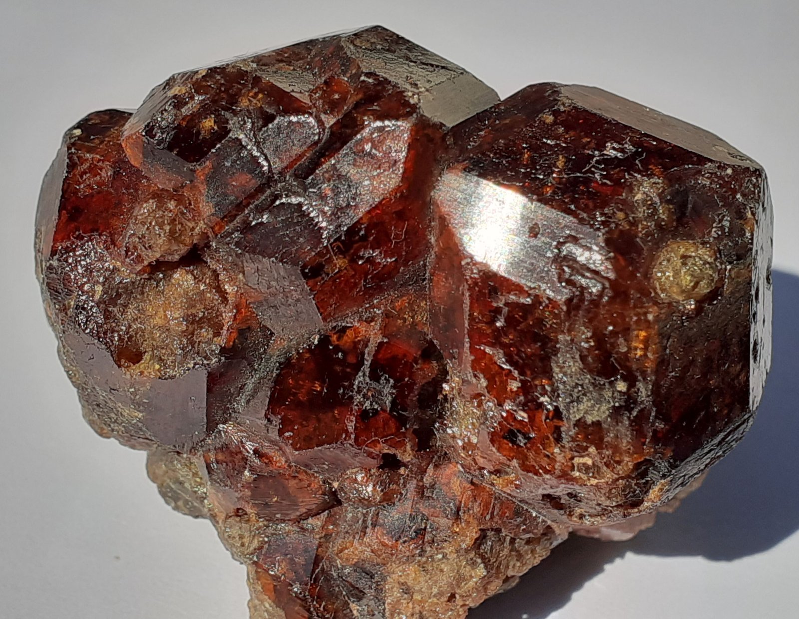 Andradite
4 x 2,5 cm
(Autor: Volkmar Stingl)