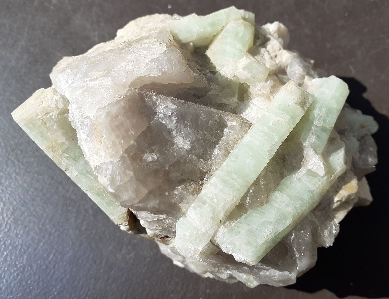 Beryl
10 x 8 cm
(Autor: Volkmar Stingl)